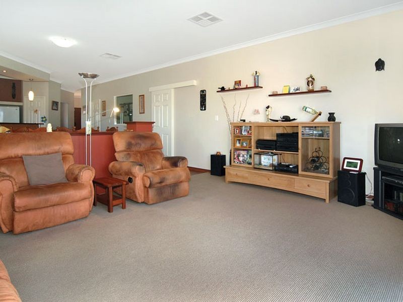 8 Amber Lane, Australind WA 6233