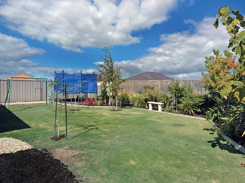 8 Amber Lane, Australind WA 6233