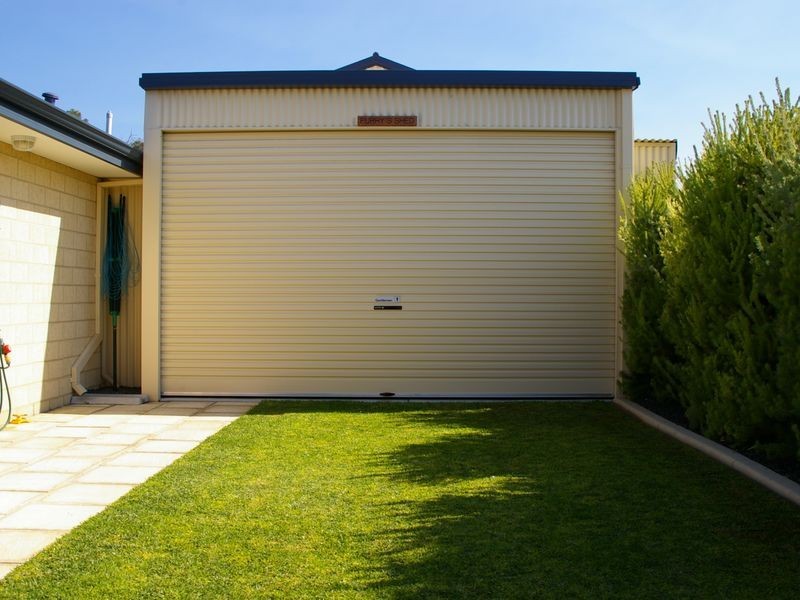 14 Wentworth Drive, Dalyellup WA 6230