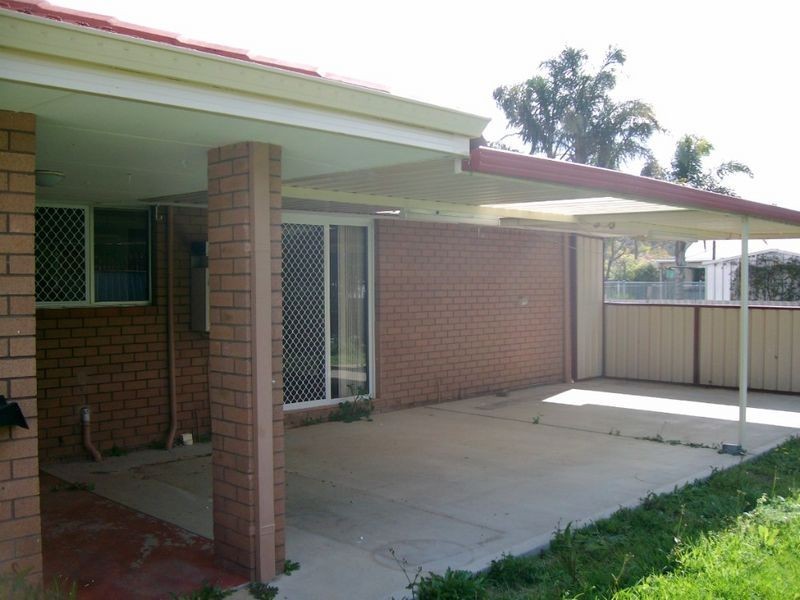 4 Brooksy Place, Burekup WA 6227