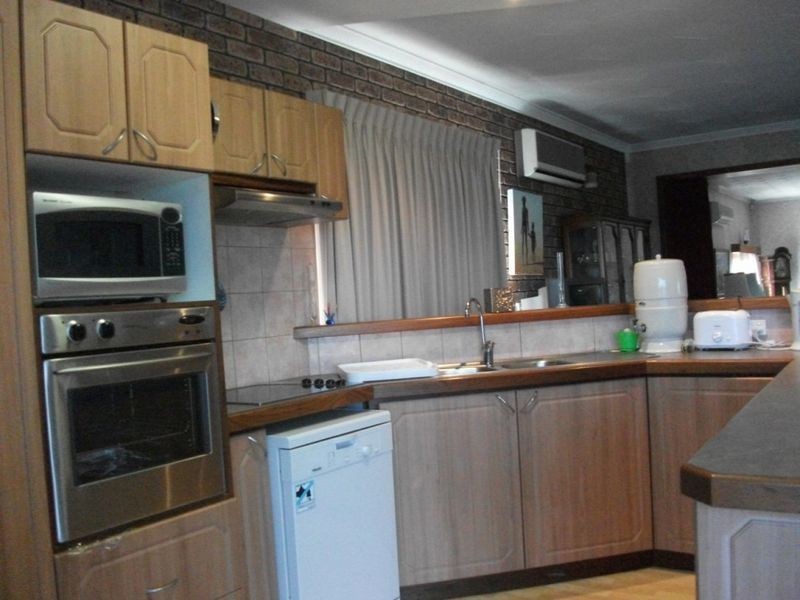 223 Old Coast Road, Australind WA 6233