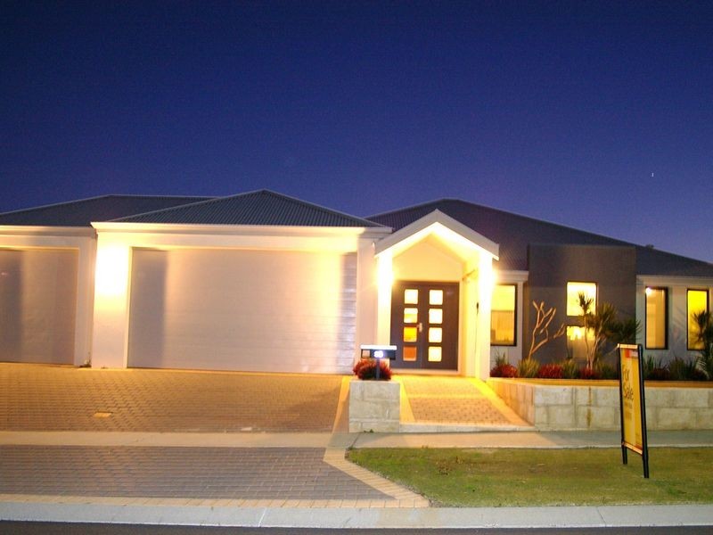 35 Walton Approach, Dalyellup WA 6230