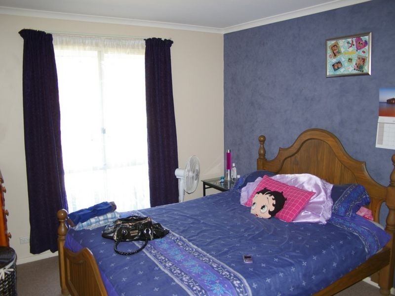 2 Warwick Place, Usher WA 6230