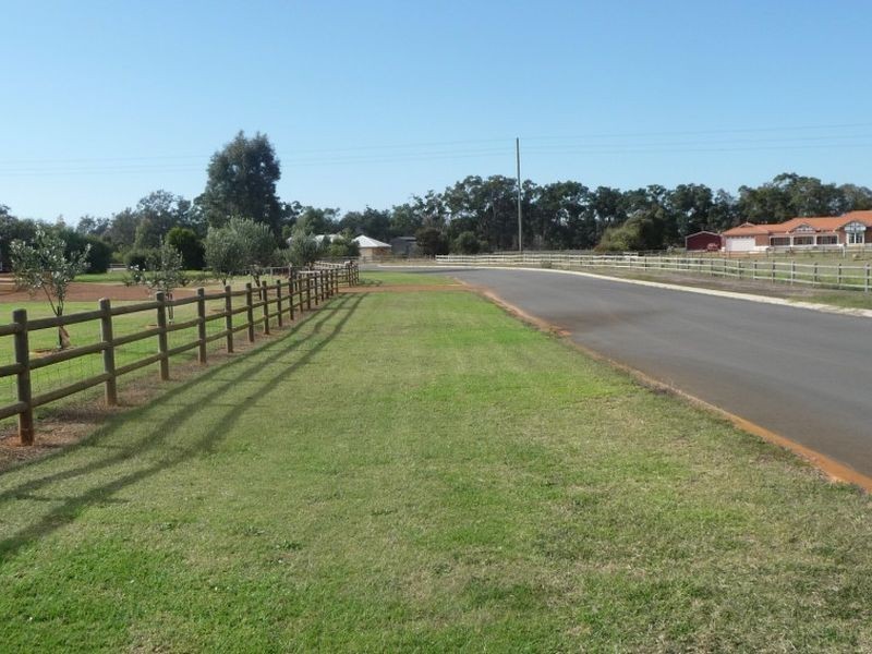 9 Thomas Stanley Way, Roelands WA 6226