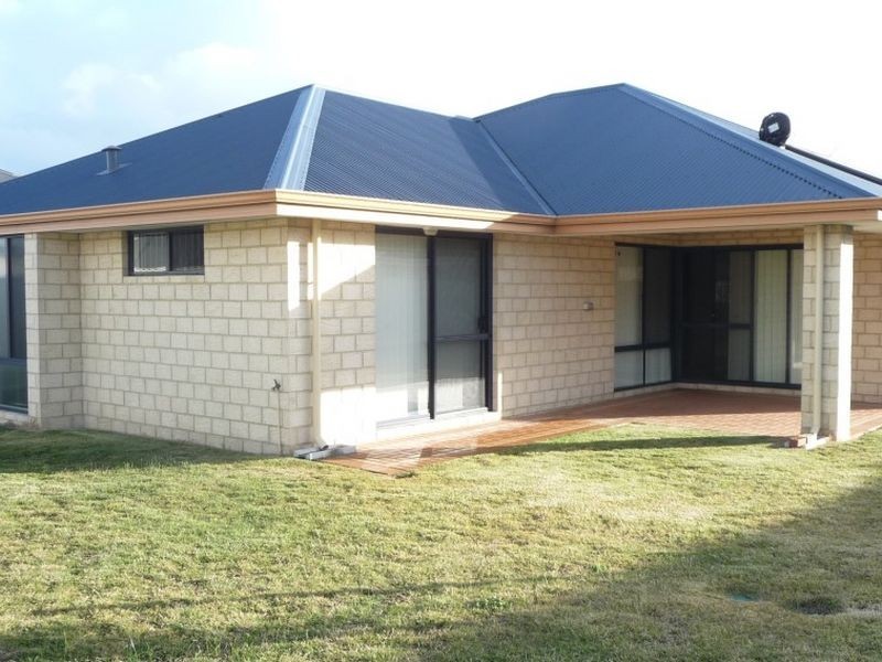 31 Grandite Fairway, Australind WA 6233