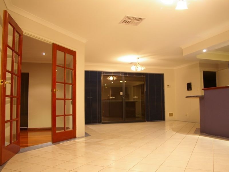 52 Hornibrook Road, Dalyellup WA 6230