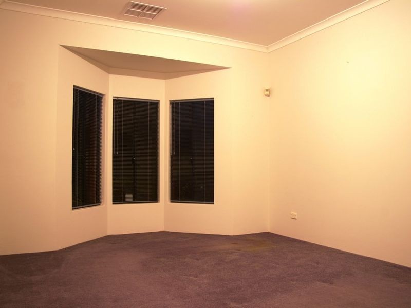52 Hornibrook Road, Dalyellup WA 6230