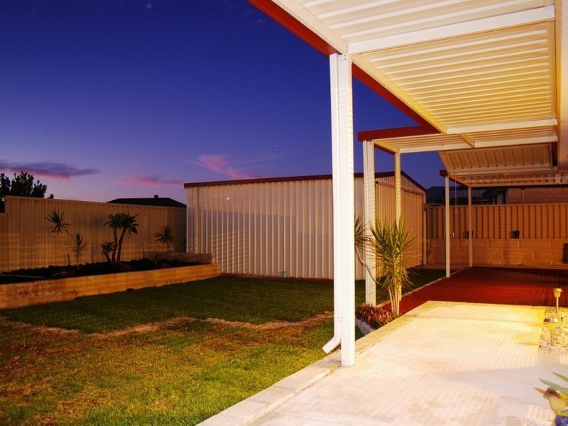 52 Hornibrook Road, Dalyellup WA 6230