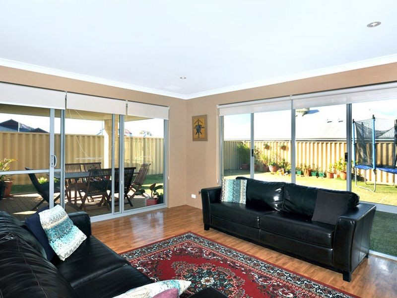 3 Kambany Approach, Dalyellup WA 6230