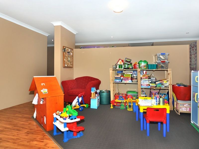 3 Kambany Approach, Dalyellup WA 6230