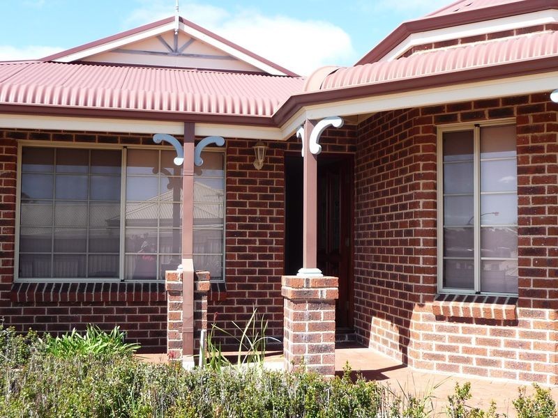 26b Lefroy Road, Usher WA 6230