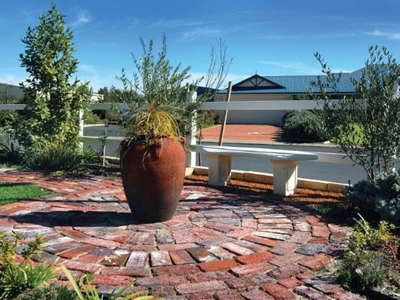 30 Brooklyn Way, Australind WA 6233