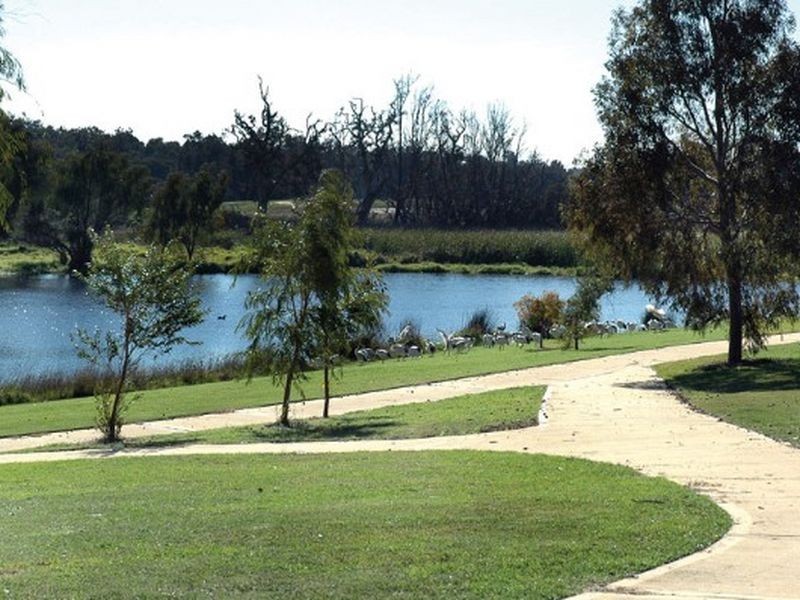 30 Brooklyn Way, Australind WA 6233