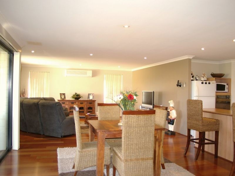 42 Avalon Road, Australind WA 6233