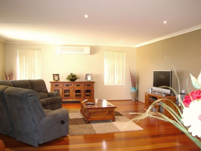 42 Avalon Road, Australind WA 6233