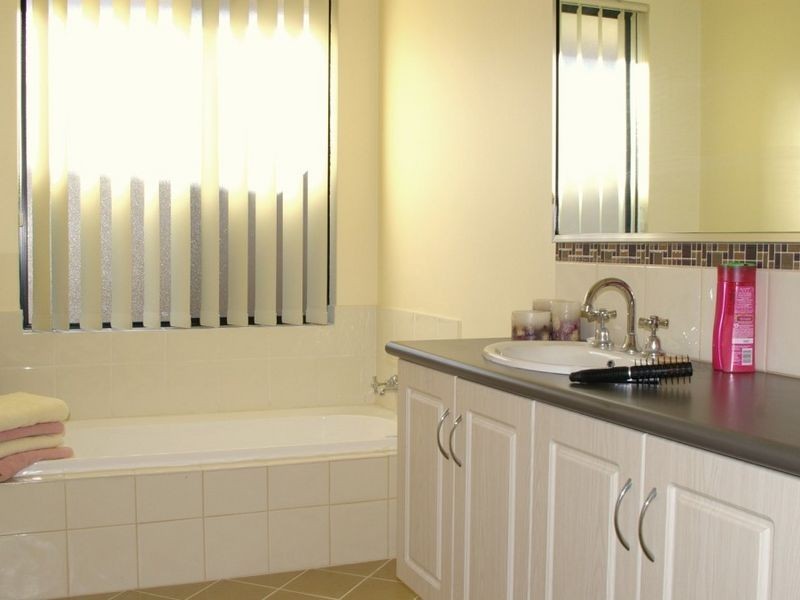 42 Avalon Road, Australind WA 6233