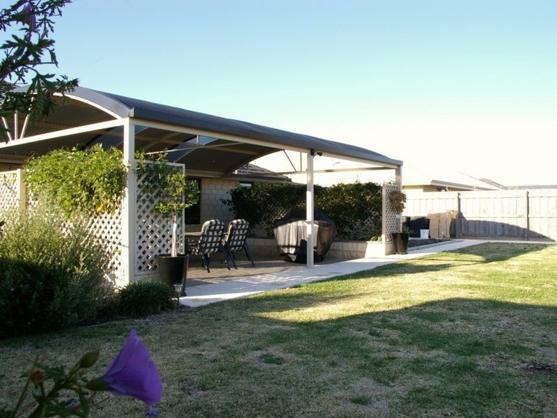 42 Avalon Road, Australind WA 6233