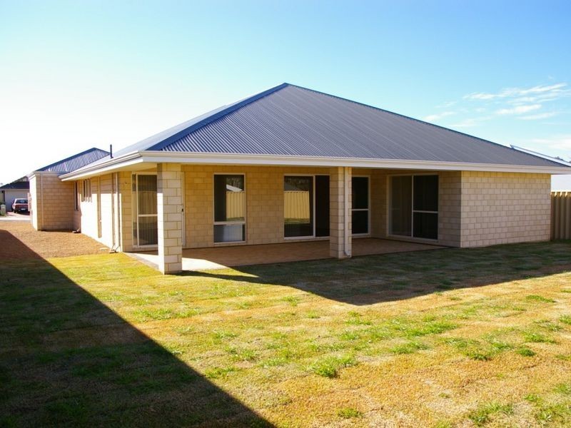 140 Hornibrook Road, Dalyellup WA 6230