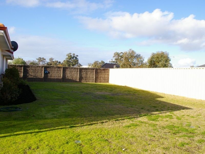 23 Walton Approach, Dalyellup WA 6230