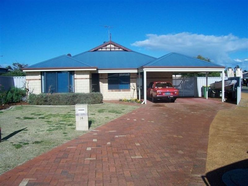 14 Pembroke Street, College Grove WA 6230