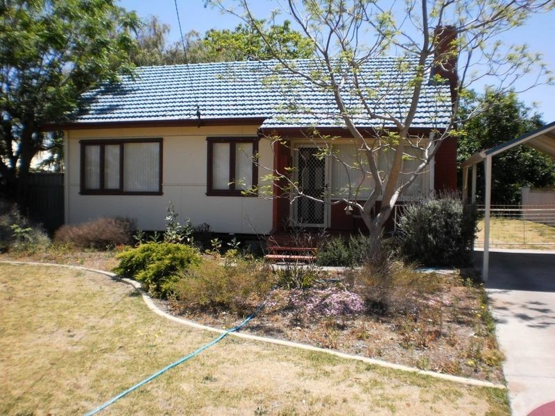 6 Boyalla Street, Carey Park WA 6230