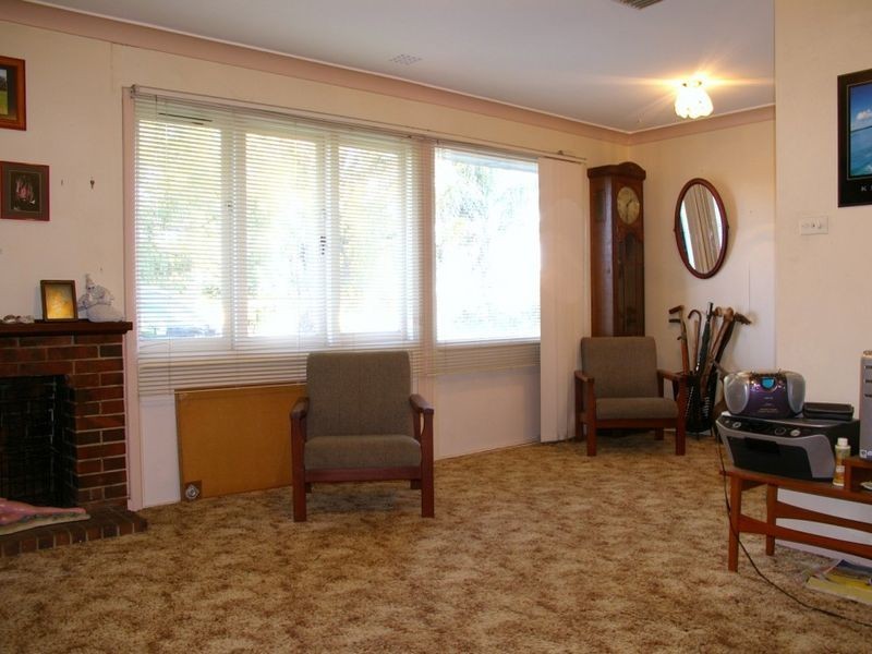 12 Sulphur Street, Withers WA 6230