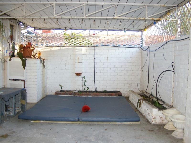 12 Sulphur Street, Withers WA 6230