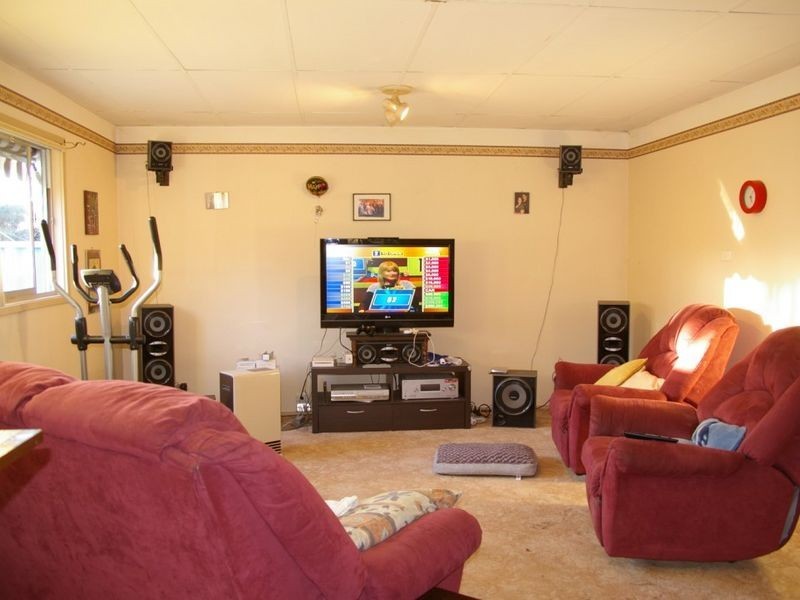 12 Sulphur Street, Withers WA 6230