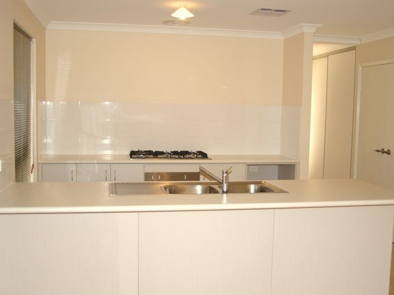 140 Hornibrook Road, Dalyellup WA 6230