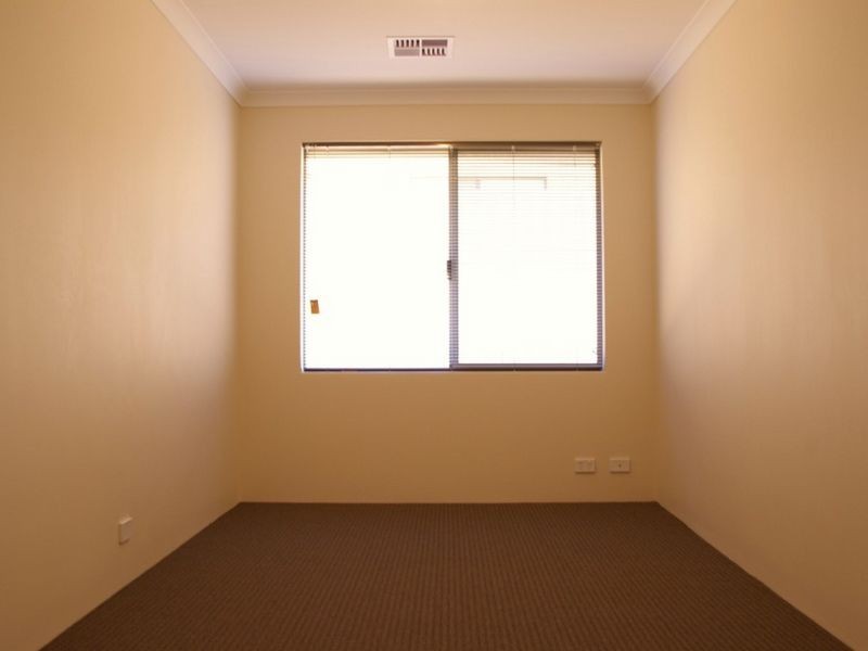 140 Hornibrook Road, Dalyellup WA 6230