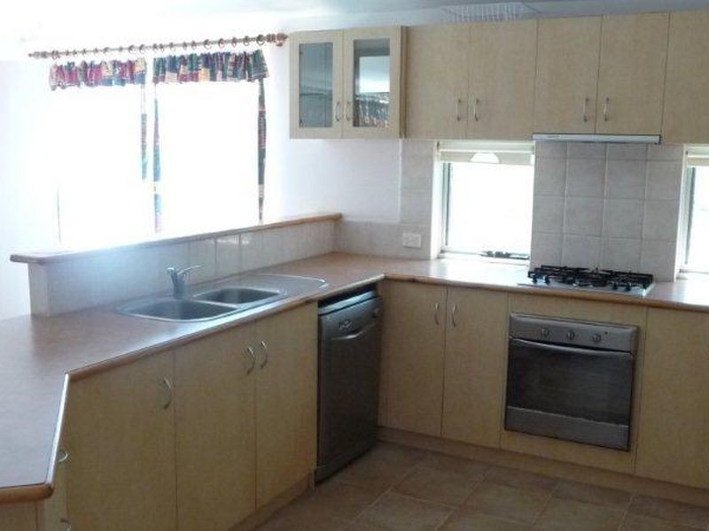 57 Eagle Crescent, Eaton WA 6232