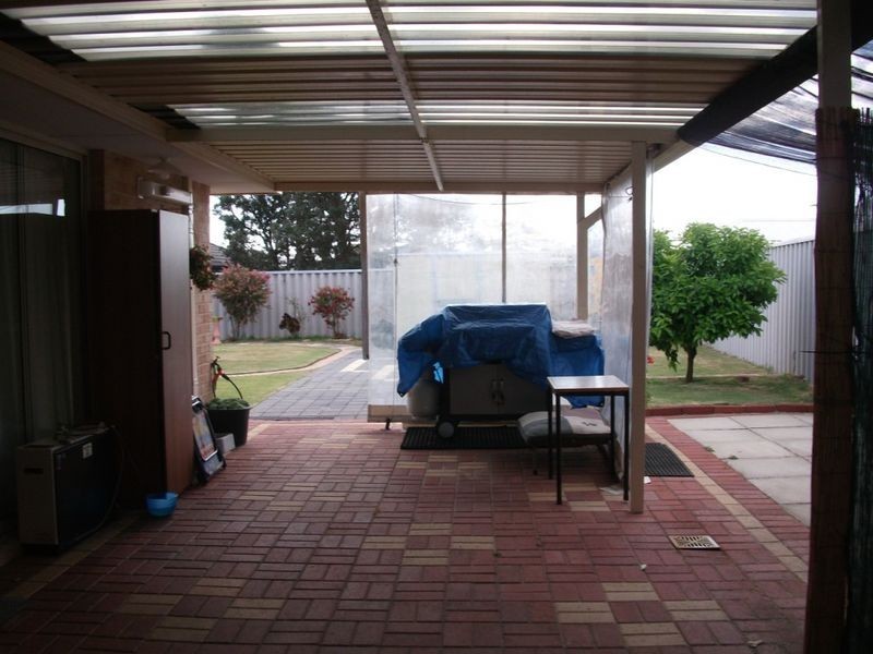 16 Borya Bend, Glen Iris WA 6230