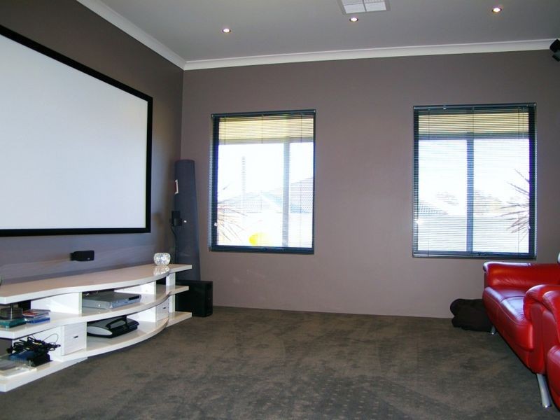 111 Hornibrook Road, Dalyellup WA 6230