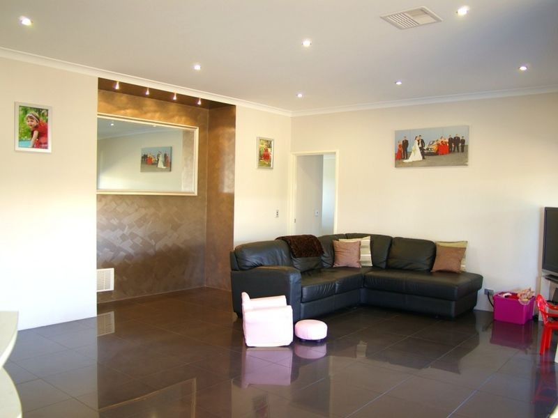 111 Hornibrook Road, Dalyellup WA 6230