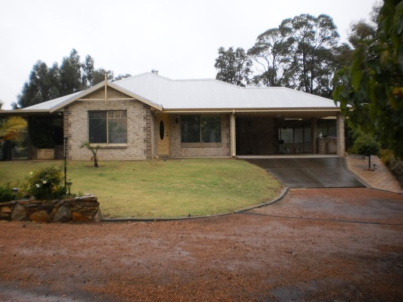 94 Gardincourt Drive, Dardanup WA 6236