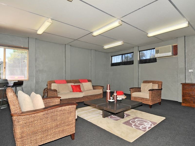 89 King Road, East Bunbury WA 6230