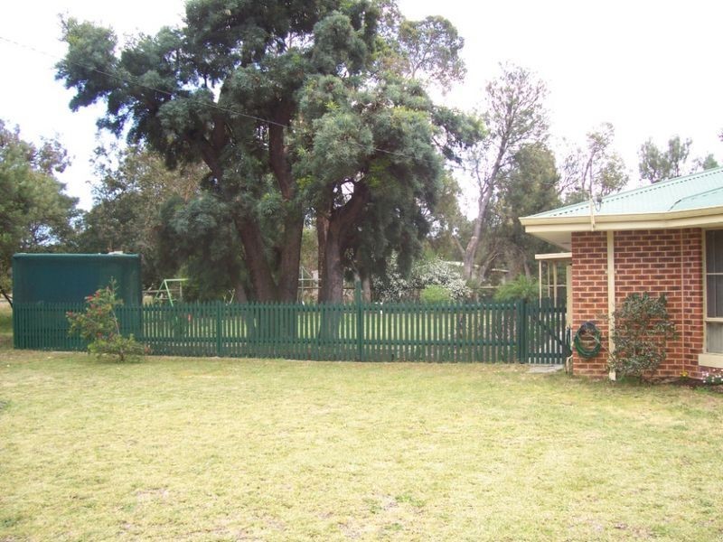 2 Tamarind Crescent, Gelorup WA 6230