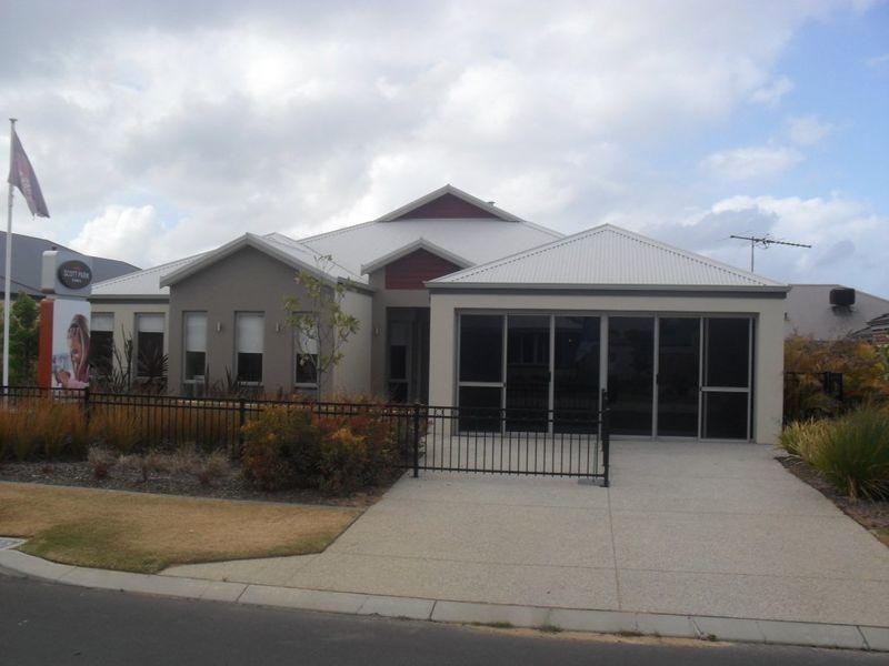 9 Koonak Street, Dalyellup WA 6230