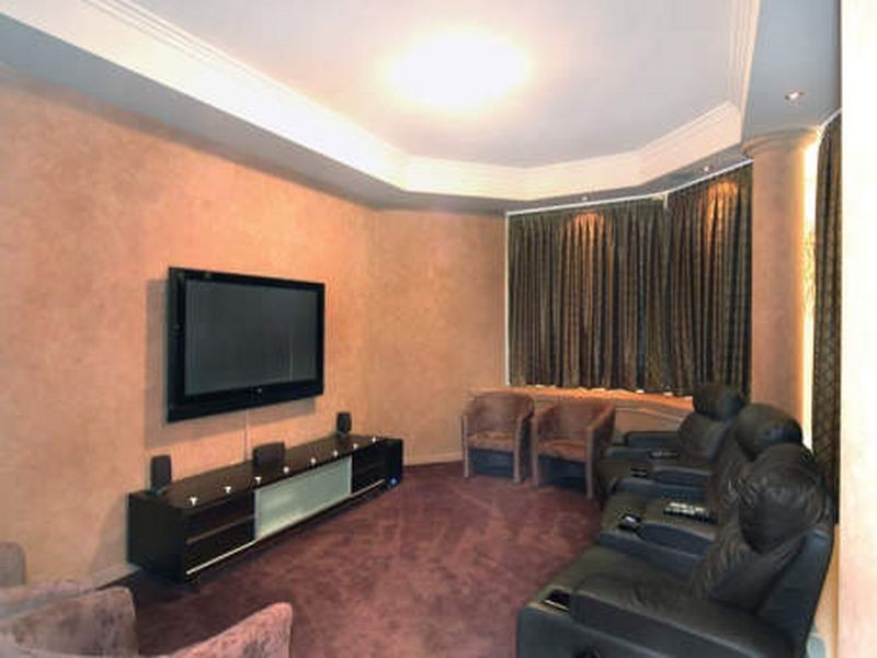 33 Portofino Crescent, Pelican Point WA 6230