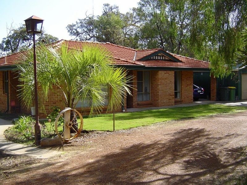 14 Admiralty Place, Leschenault WA 6233