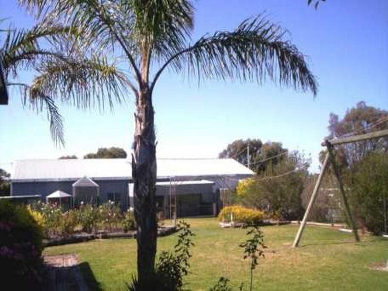 43 Forrest Hill Road, Katanning WA 6317