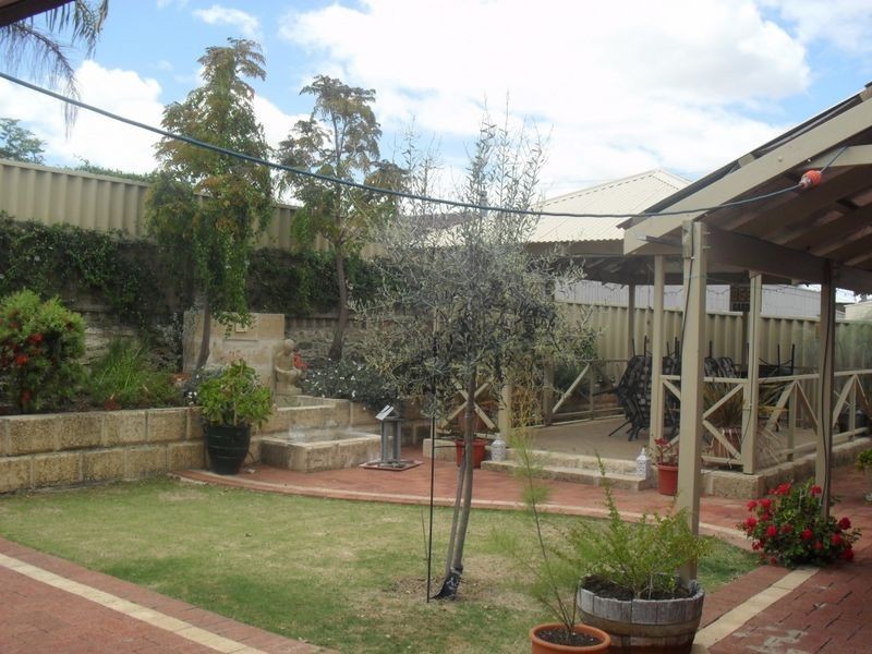 59 Lucy Victoria Avenue, Australind WA 6233