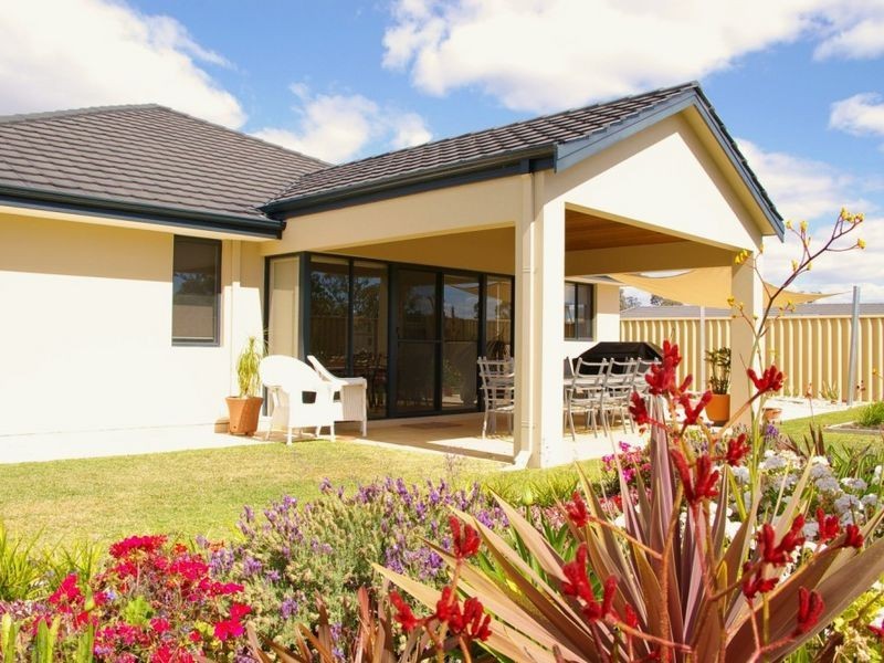 42 Nicolay Approach, Dalyellup WA 6230