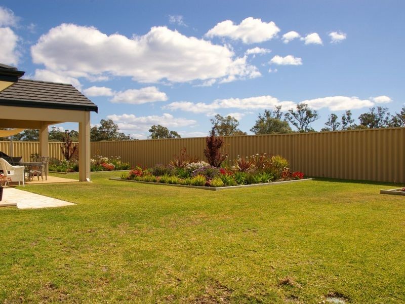 42 Nicolay Approach, Dalyellup WA 6230