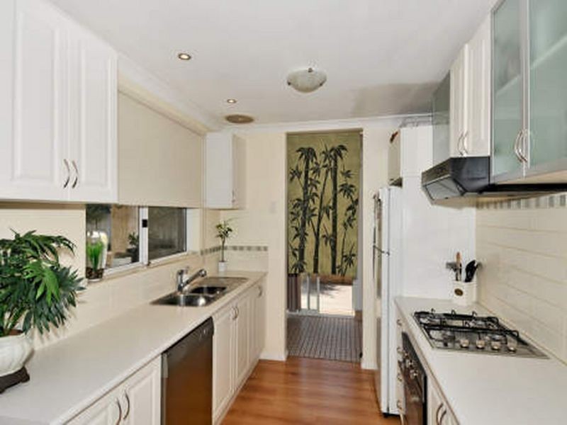 8 Whatman Way, Withers WA 6230