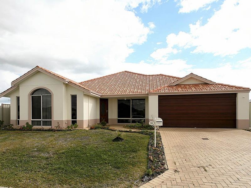 70 The Boulevard, Australind WA 6233