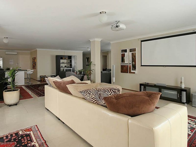 70 The Boulevard, Australind WA 6233