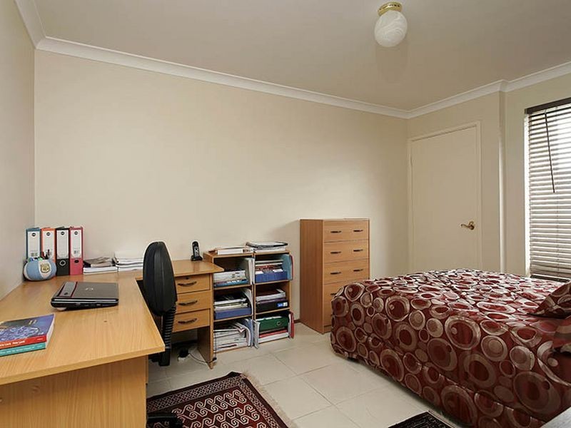 70 The Boulevard, Australind WA 6233