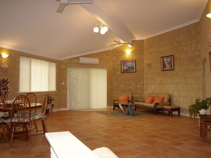 3 Tea Tree Place, Gelorup WA 6230