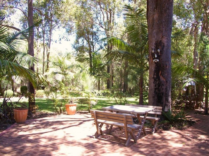 3 Tea Tree Place, Gelorup WA 6230